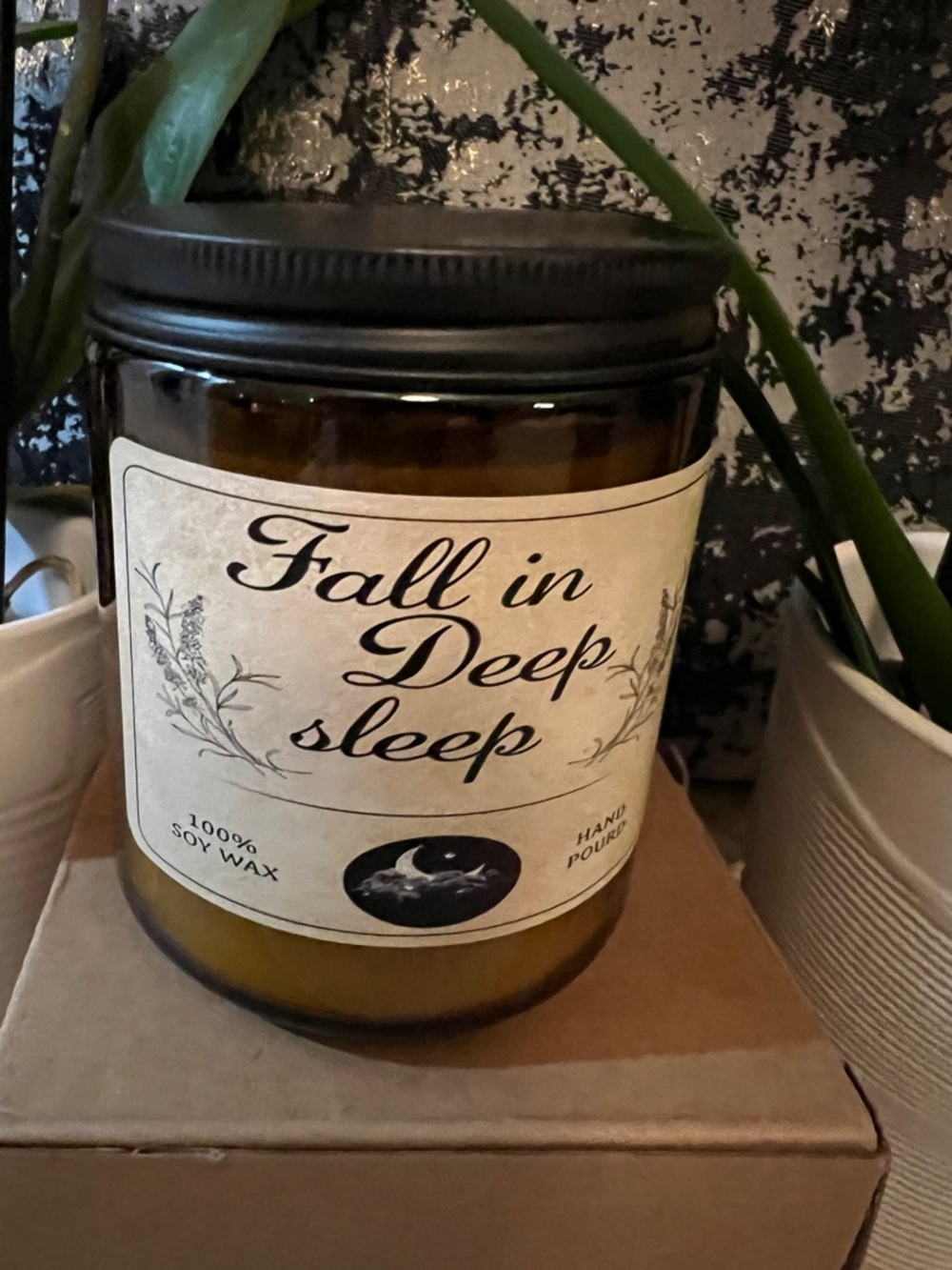 Fall in Deep Sleep Scented Soy Candle - Pink